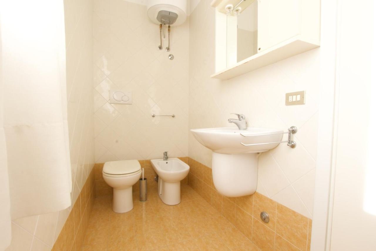 Bagni Miramare - Home Immobiliare Jesolo Экстерьер фото