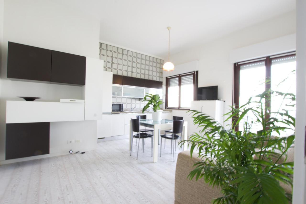 Bagni Miramare - Home Immobiliare Jesolo Экстерьер фото