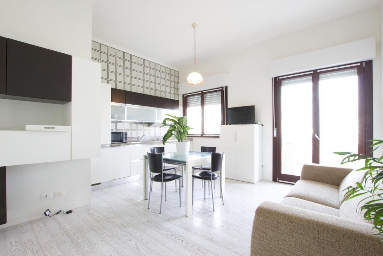 Bagni Miramare - Home Immobiliare Jesolo Экстерьер фото