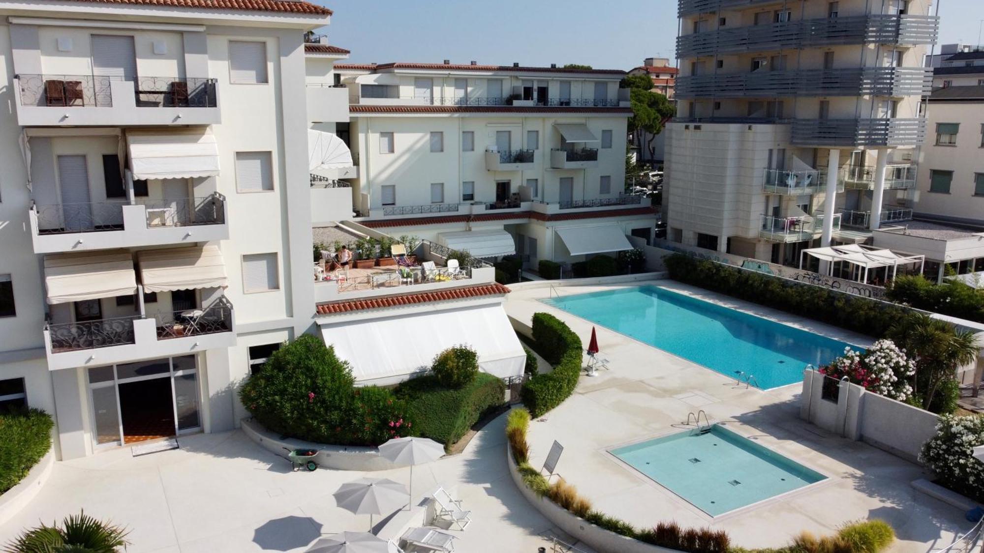 Bagni Miramare - Home Immobiliare Jesolo Экстерьер фото